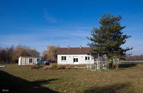 Romorantin-Lanthenay Apartment | Family-Friendly Gite de la Jurandière with Garden Retreat