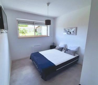 Chambretaud House | Family-Friendly Gite de la Mariée near Puy du Fou