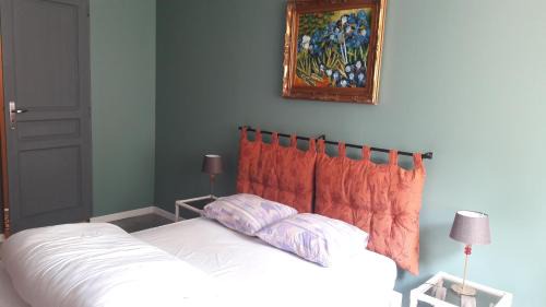 Saint-Maurice-sur-Fessard House | Cozy Gite de la Petite Venise du Gatinais - 9/10 Rated Escape