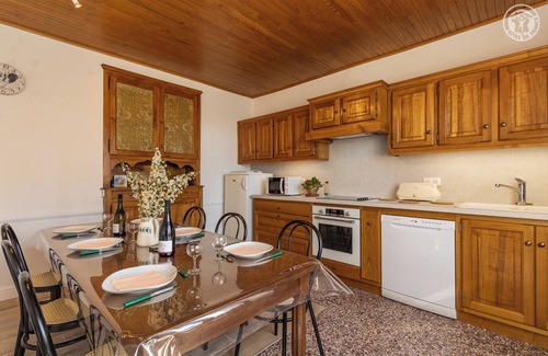 Ruffieux House | Gite de la Roche - Family-Friendly Getaway with Lake Views