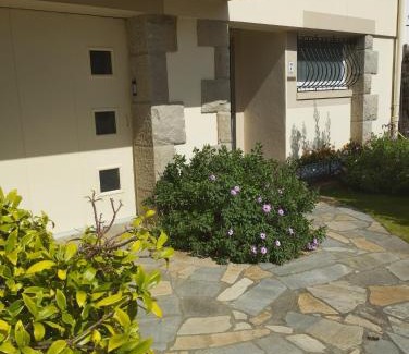 La Madeleine-Bellevue Apartment | Cozy Gite de la Tréherais with Oceanfront Views