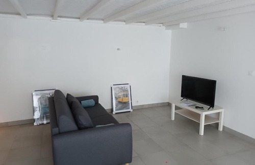 Blanche-Lande Apartment | Ocean View Gîte de Vauvressix near Loire Beach