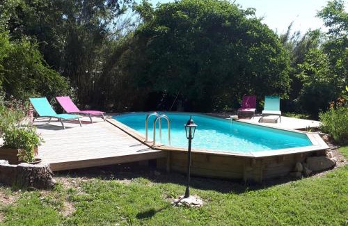 Loriol-du-Comtat House | Oceanfront Gite Dentelles with Pool & High Guest Rating