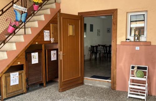 Mittelwihr House | Family-Friendly Gite des Cigognes Bleu with Top Reviews
