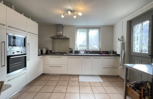 Aydius House | Pet-Friendly Gite des Cols - Aydius for Family Adventures