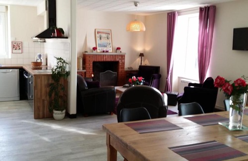 Plouasne House | Exceptional Gite des Prom'nous: Pet-Friendly Retreat