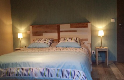 Plouasne House | Exceptional Gite des Prom'nous: Pet-Friendly Retreat