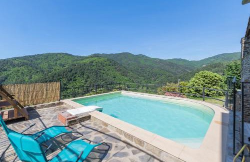 Malbosc House | Discover Gite Des Ressources with Pool & Family-Friendly Perks