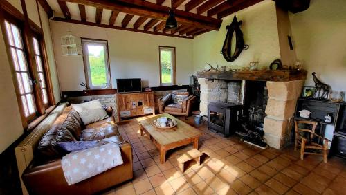 Cambremer House | Pet and Child Friendly Retreat at Gite des Trévignes