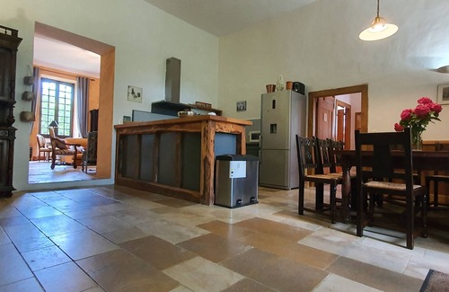 Domme Cottage | Explore Gite Dordogne: 5 Bedrooms with Pool & Spa Retreat