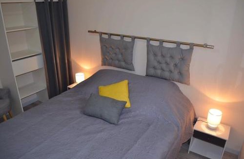 Chavot-Courcourt House | Discover Gite Du Clos Pommier: Pet-Friendly Oceanfront Retreat
