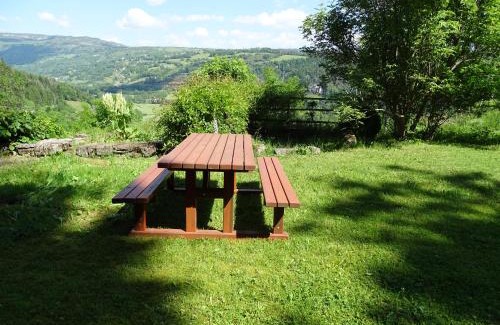 Murat House | Oceanfront Gite du Cresponnet: Family-Friendly Escape