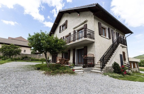 Lalley Cottage | Inviting Spa Retreat at Cottage "Menil en Trieves Vercors"