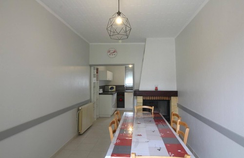 Saint-Andre-du-Bois House | Family-Friendly Gite DU Jardinet - Ideal Kitchen Retreat