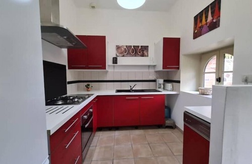 Marigne-Peuton House | Family-Friendly Gite du Moulin with Kitchen Amenities