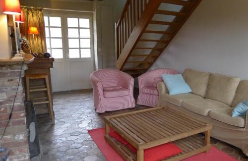 Saint-Luperce House | Discover Gite du moulin de Blanville: Quality Retreat Awaits