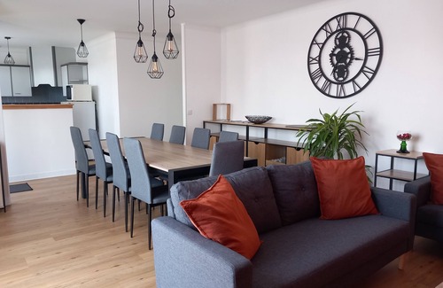 La Varenne House | Gîte du Moulin La Varenne Comfortable 10-person house on the banks of the Loire River
