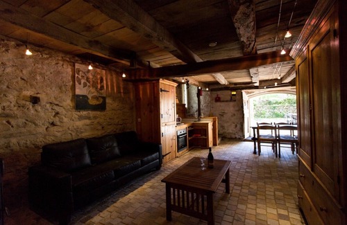 Hautefage House | Relax at Gite E'Table in Beautiful Dordogne Valley