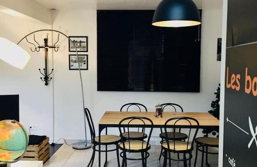 Nouan-sur-Loire House | Pet-Friendly Gite Ecuries Vineuil Jump with Great Reviews