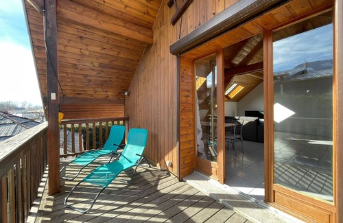Embrun Ski Chalet | Family-Friendly Gite Embrun - Pet and Child Welcome!