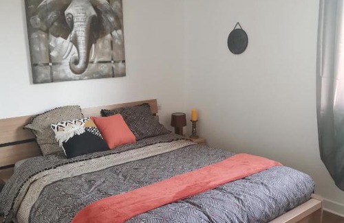 Saint-Aignan House | Family-Friendly GITE EMMEA Near Zoo de Beauval - 9/10 Rating