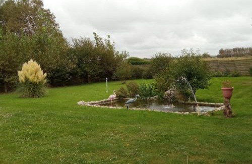 Cayeux-sur-Mer Apartment | Tranquil Gite with Ocean Views & Pet-Friendly Comfort