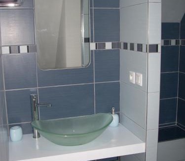 Ploumilliau House | Ocean View Retreat: Gite entre Terre et Mer, 9/10 Rated