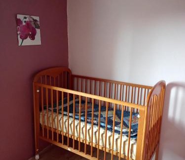 Saint-Haon House | Gite familial à proximité d'une mini ferme