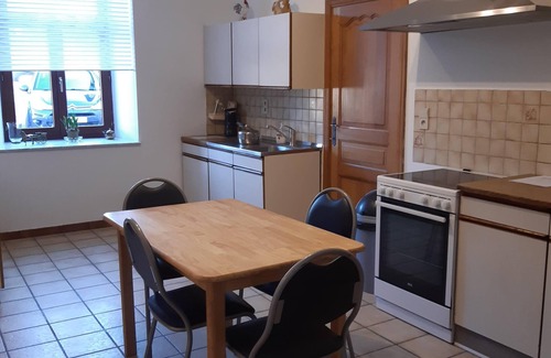 Tenneville Cottage | Family-Friendly Gîte with Garden Views and Cozy Amenities