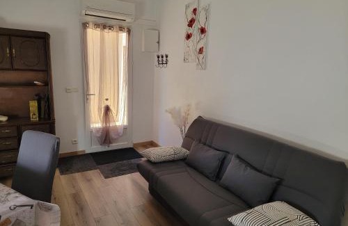 Assat House | Pet-Friendly Gite Feugas with Exceptional 9/10 Guest Rating