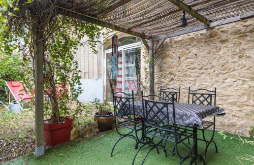 Saint-Pierre-d'Aurillac House | Discover Le Fil Rouge: Oceanfront Escape with Spa & Pool