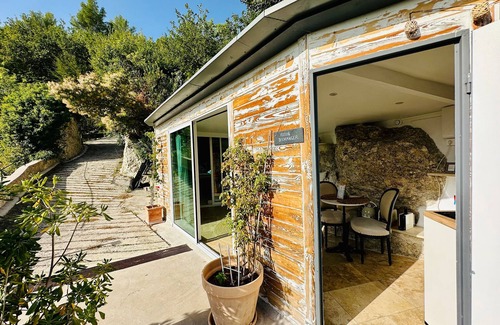 Le Bar-sur-Loup Apartment | Discover Gite Fleur D'Oranger: Family-Friendly Getaway