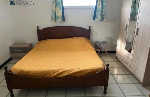 Cuxac-dʼAude House | Pet-Friendly GITE Florence et Francis with Ocean Views