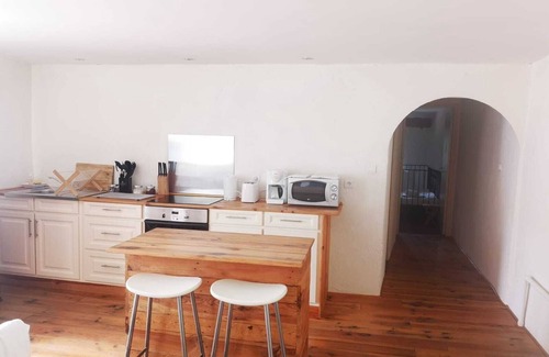 Lamalou-les-Bains Apartment | Charming Gite for 6 with Pool and Ocean View in Lamalou
