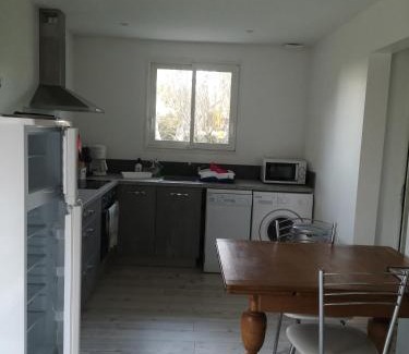 Illats House | Discover a Cozy Getaway with Pool and Pet-Friendly Comfort