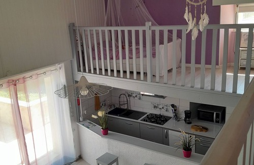 Saint Nazaire sur Charente House | Gite L'escapade: Family-Friendly Retreat with Ocean Views