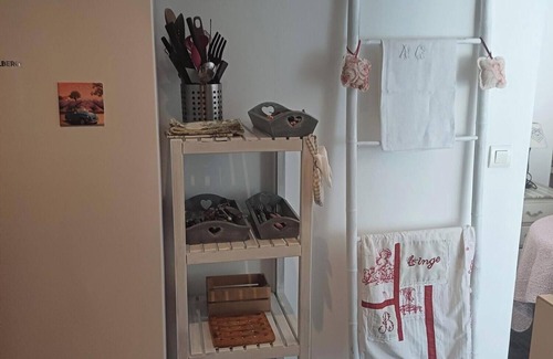 Saint-Saturnin-les-Avignon House | Relax at Gite "Au fond du jardin" with Pool & Pet-Friendly Perks