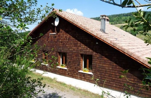 Fresse-sur-Moselle Cottage | Discover Gite Fresse-sur-Moselle: 2-Bedroom Retreat