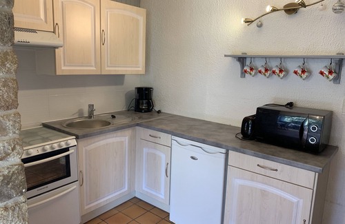 Clohars-Fouesnant Cottage | Oceanfront Gite G: Guest Rated 10/10 in Benodet