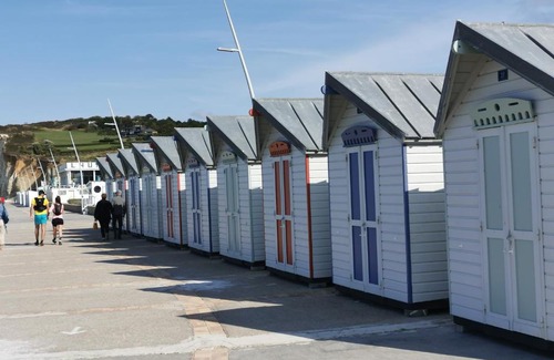 Pourville-sur-Mer Apartment | Gite Gabrielle à Pourville: Oceanfront Stay with Family Amenities