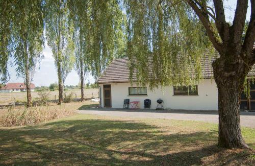Le Deschaux House | Oceanfront Getaway at Gite Guillemin - Rated 9.1/10