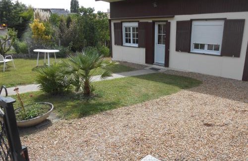 Seigy House | Relax at Gite Halia Beauval: Spa & Pet-Friendly Retreat
