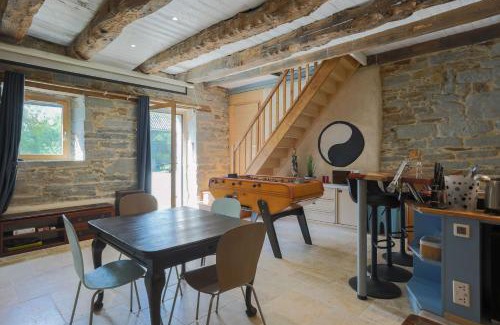 Cleguerec House | Quiet Getaway: Gite Home Cinema with Family-Friendly Amenities