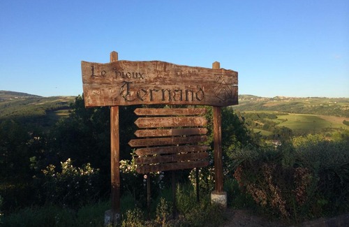 Ternand House | Family-Friendly Escape at Gite il était une fois