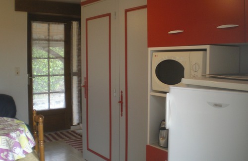 Sarlat-la-Caneda Cottage | Charming Cottage for 4 in Sarlat with Pool & Ocean View