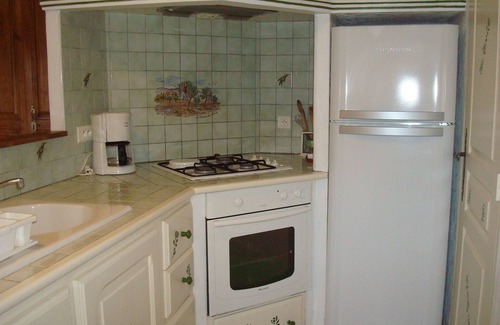 Gordes Cottage | Peaceful Gite Retreat Near Gordes - Guest Rated 9.8