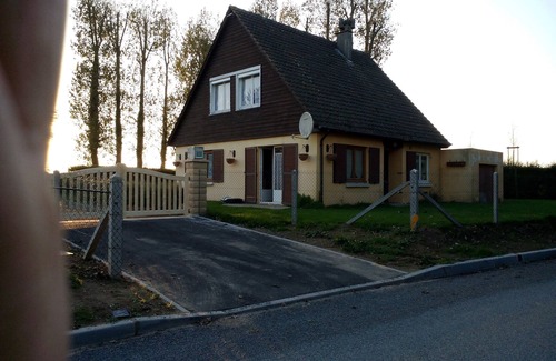 Saint-Riquier-es-Plains House | Relaxing Gite by the Golf Course, Minutes from the Sea
