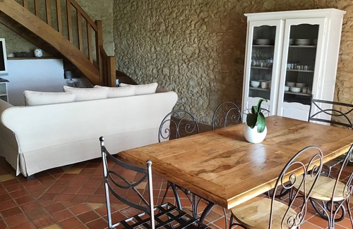 Villefranche-de-Lonchat House | Idyllic Gîte in Périgord with Pool & Exceptional 10/10 Rating