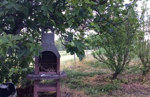 Pays-de-Belves Cottage | Serene Gîte in Périgord: Perfect for Nature Lovers