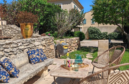 Aureille House | Idyllic Gîte in the Heart of Provence with Pool & Spa